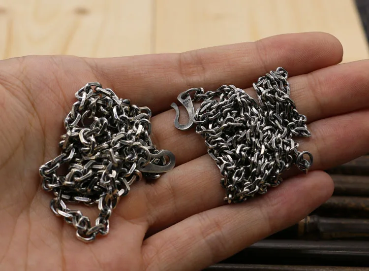 Takayama Skull Necklace Handmade S925 Sterling Silver Angle Chain Halley Style Sweater Chain Retro Thai Silver Men And Women
Takayama Skull Necklace Handmade S925 Sterling Silver Angle Chain Halley Style Sweater Chain Retro Thai Silver Men And Women