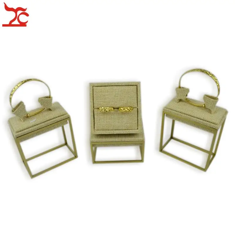 3Pcs/Lot Brand new Vertical Linen Bangle Ring Jewelry Display Stand Stainless Steel Display Stand Set 9*9*5CM
3Pcs/Lot Brand new Vertical Linen Bangle Ring Jewelry Display Stand Stainless Steel Display Stand Set 9*9*5CM