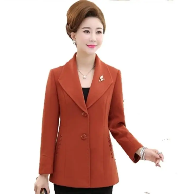 Blazers women Autumn New Women Coat female middle-aged female short paragraph large size suit women
Blazers women Autumn New Women Coat female middle-aged female short paragraph large size suit women