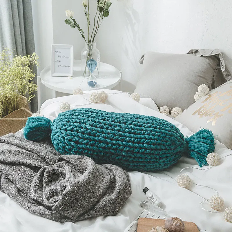 Oval Hand-woven Thick Line Pillow Sofa Soft Cushion Creative Home Decoration Knitting Wool Cushion
Oval Hand-woven Thick Line Pillow Sofa Soft Cushion Creative Home Decoration Knitting Wool Cushion