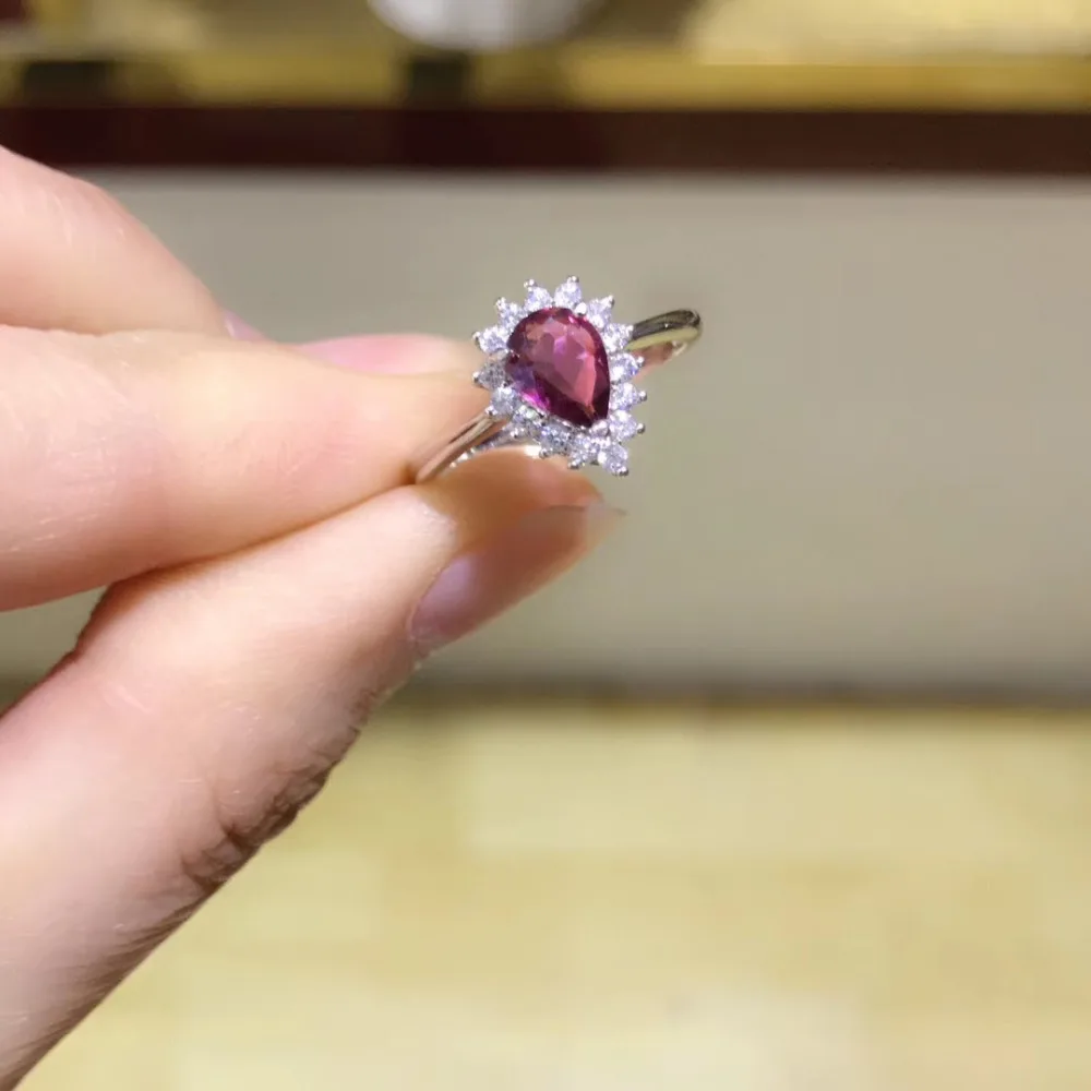 Natural red garnet Elegant Simple water drop Ring S925 Silver Natural red pyrope Ring Women girl party gift fine Ring Jewelry
Natural red garnet Elegant Simple water drop Ring S925 Silver Natural red pyrope Ring Women girl party gift fine Ring Jewelry