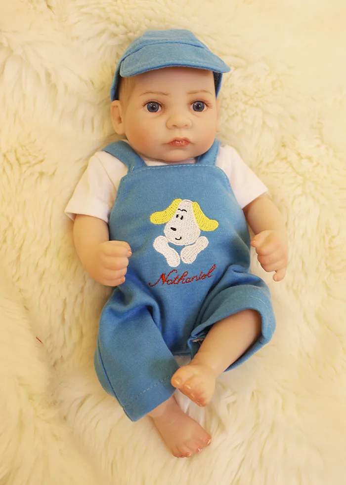26cm Reborn Baby Boy with Cute Baby Clothes for Dolls Kids Playmates Toys Girls Reborn Full Silicone Body Baby Dolls
26cm Reborn Baby Boy with Cute Baby Clothes for Dolls Kids Playmates Toys Girls Reborn Full Silicone Body Baby Dolls