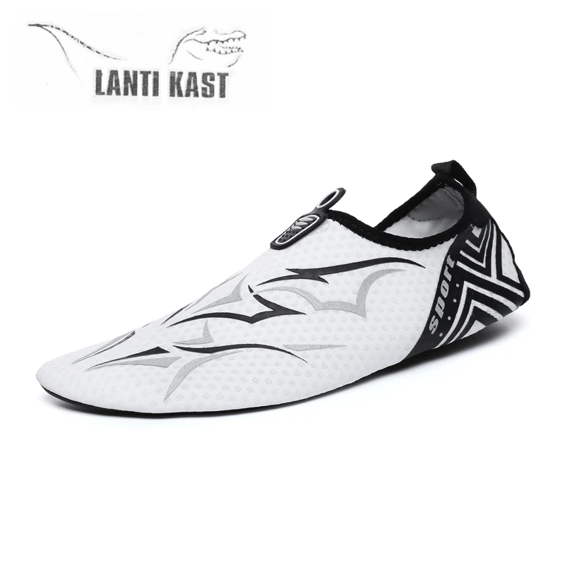 Water Shoes Sports Breathable Aqua Shoes For Men Women Diving Swimming Beach Sandals Slippers Aqua Socks Surfing Gym Yoga Shoes
Water Shoes Sports Breathable Aqua Shoes For Men Women Diving Swimming Beach Sandals Slippers Aqua Socks Surfing Gym Yoga Shoes