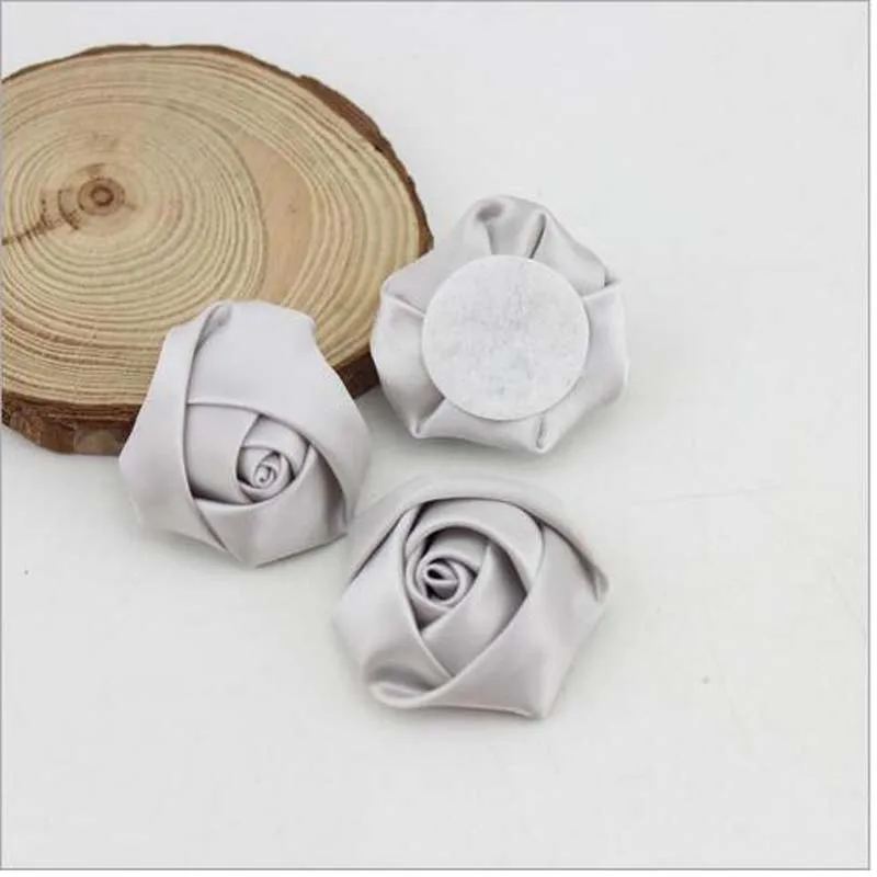 200Pcs/Lot 3.5cm Sliver Gray Flowers Handmade Satin Rose Ribbon Flowers DIY For Make Wedding Bouquet Flower AccessoriesViolet
200Pcs/Lot 3.5cm Sliver Gray Flowers Handmade Satin Rose Ribbon Flowers DIY For Make Wedding Bouquet Flower AccessoriesViolet