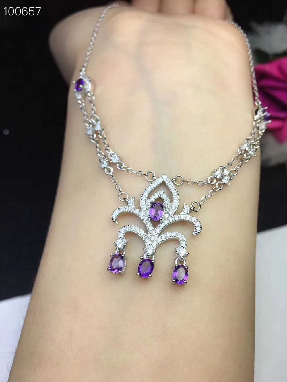 Extravagant fashion flame Flower natural amethyst gem Necklace Natural crystal Pendant Necklace S925 Silver woman party gift
Extravagant fashion flame Flower natural amethyst gem Necklace Natural crystal Pendant Necklace S925 Silver woman party gift