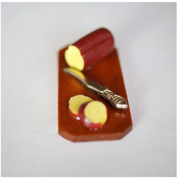 G05-X4452 children baby gift Toy 1:12 Dollhouse mini Furniture Miniature rement-Lovely bread boards
G05-X4452 children baby gift Toy 1:12 Dollhouse mini Furniture Miniature rement-Lovely bread boards
