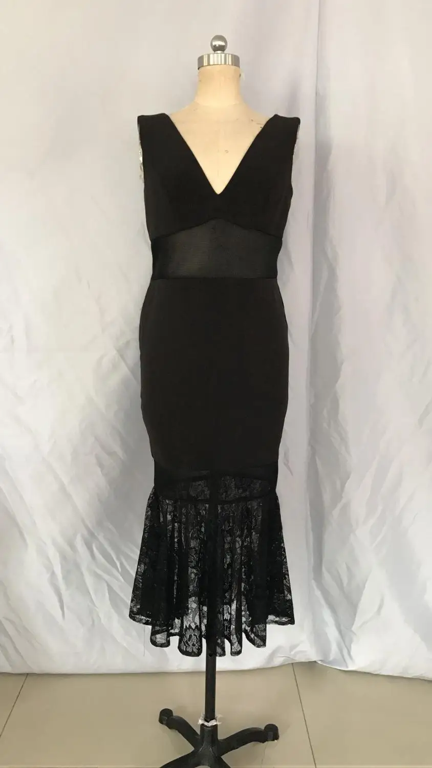 Black Bridesmaid Dresses V Neck sleeveless Sexy Tea length Dress Lace Celebrity dress
Black Bridesmaid Dresses V Neck sleeveless Sexy Tea length Dress Lace Celebrity dress
