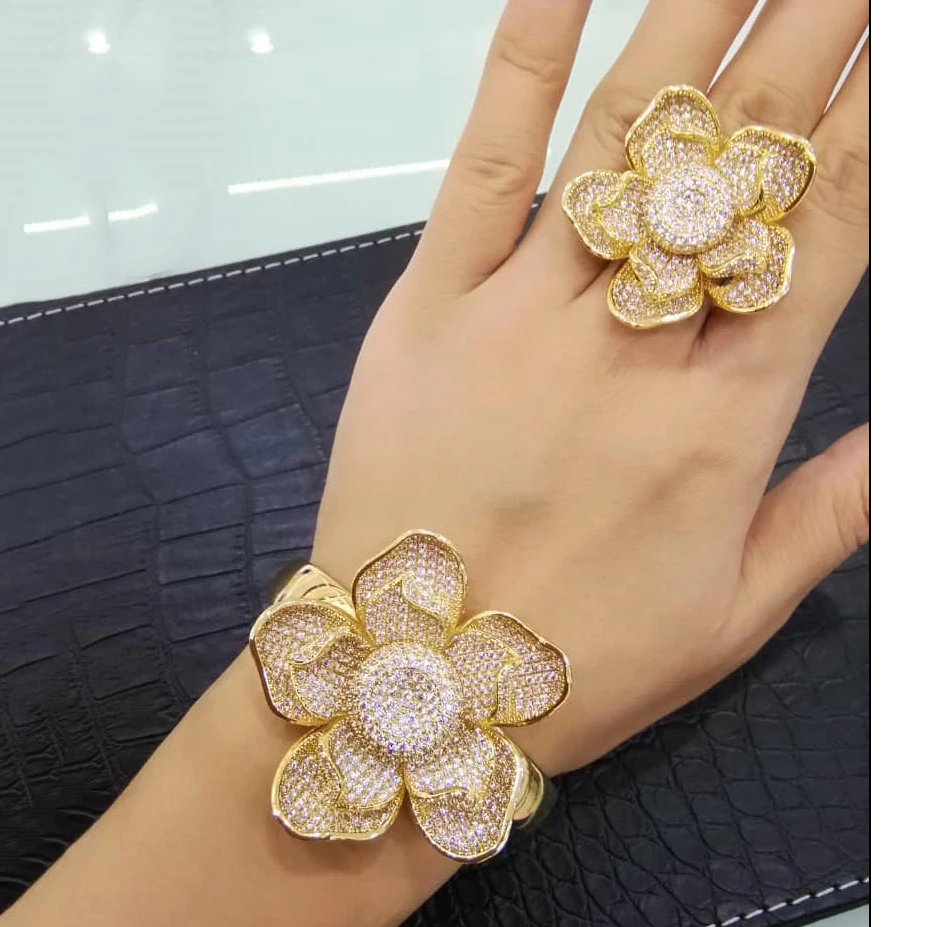 GODKI Luxury Flower Blossom African Bangle Ring Set Indian Jewelry Sets For Women Wedding Engagement brincos para as mulheres
GODKI Luxury Flower Blossom African Bangle Ring Set Indian Jewelry Sets For Women Wedding Engagement brincos para as mulheres