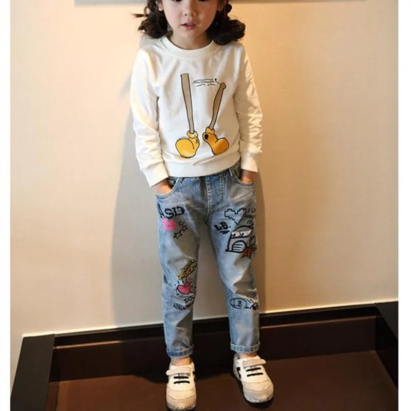 2016 New Fashion Girls Jeans Graffiti Print Girl Jeans Kids Denim Pants Cute High Quality Children Pants Casual Girls clothing
2016 New Fashion Girls Jeans Graffiti Print Girl Jeans Kids Denim Pants Cute High Quality Children Pants Casual Girls clothing