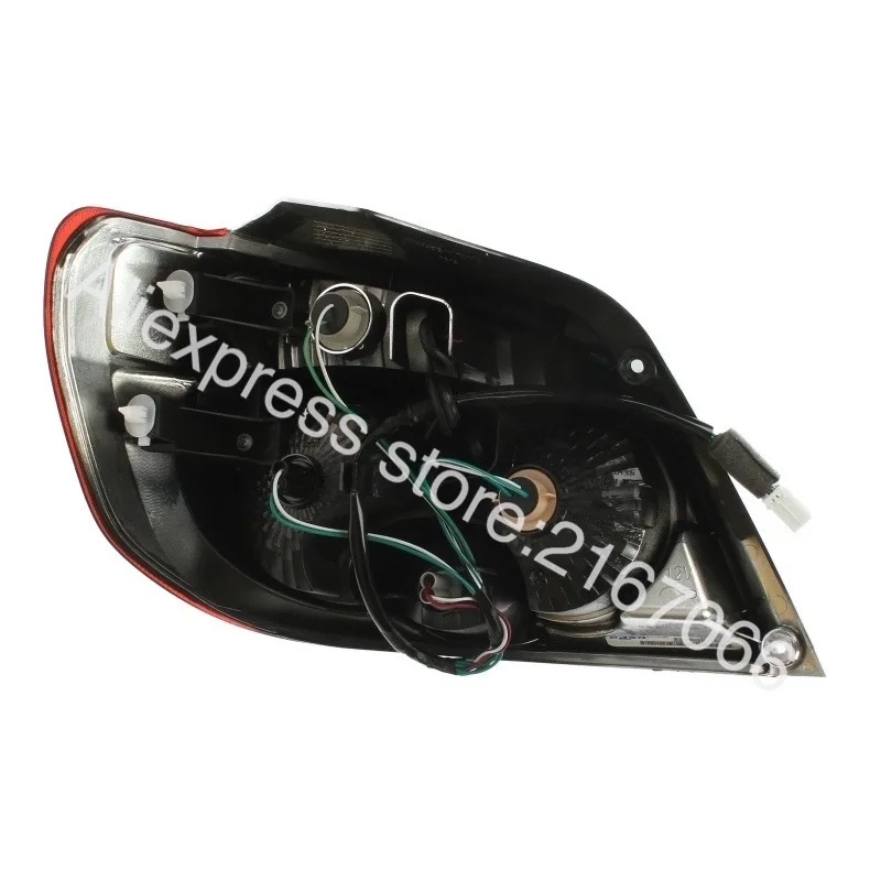 Tail Lights Pair fits MITSUBISHI OUTLANDER / AIRTREK 2005 2006 Rear Lamps SET LEFT + RIGHT - RED
Tail Lights Pair fits MITSUBISHI OUTLANDER / AIRTREK 2005 2006 Rear Lamps SET LEFT + RIGHT - RED