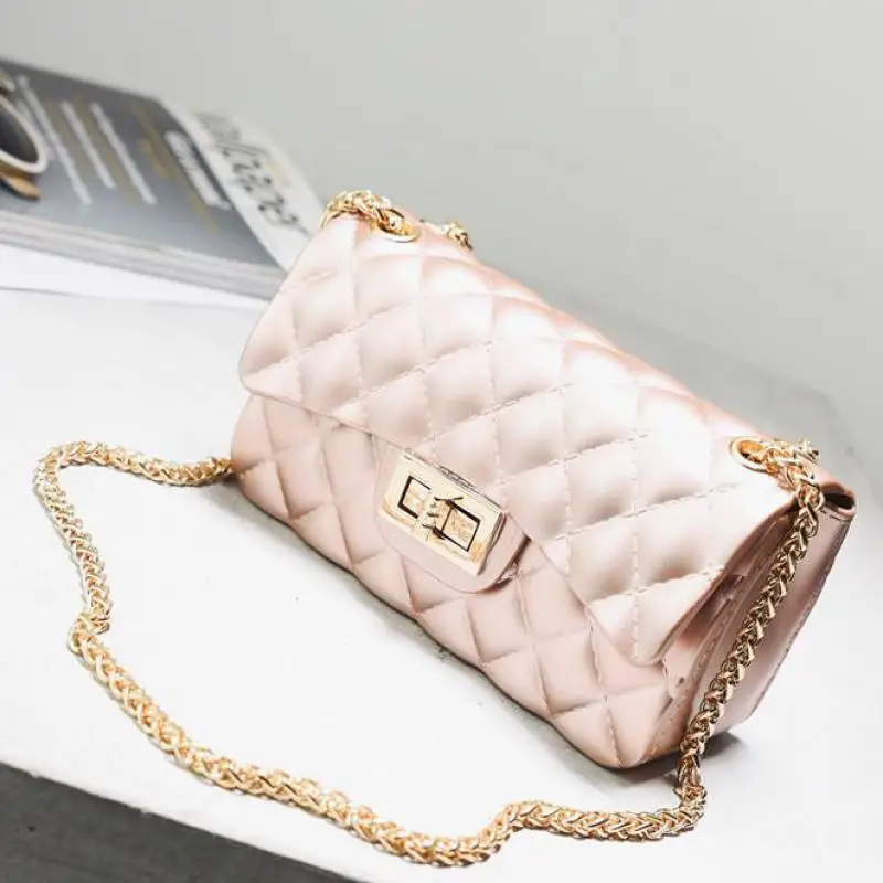 LXTAZG Fashion Famous Designer Brand Small Women Leather Handbags Mini Shoulder Bag Metal Chain CrossBody Purses Messenger Bags
LXTAZG Fashion Famous Designer Brand Small Women Leather Handbags Mini Shoulder Bag Metal Chain CrossBody Purses Messenger Bags