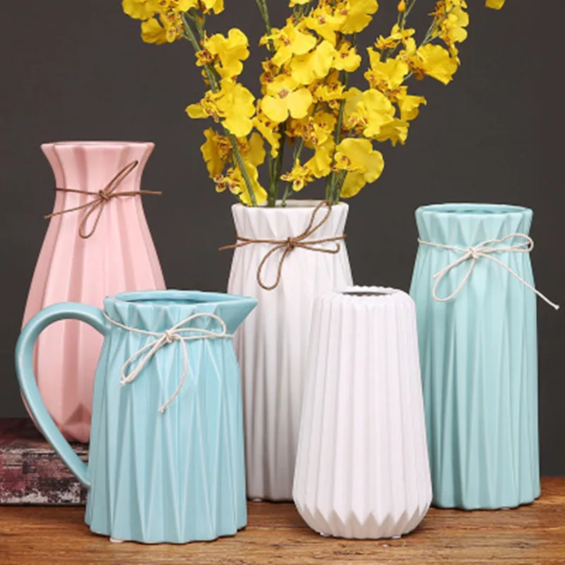 DLYLDQH ClassicCeramic Vase Simple Ceramic Crafts Creative Gifts Living Room Restaurant Decorative Ornaments
DLYLDQH ClassicCeramic Vase Simple Ceramic Crafts Creative Gifts Living Room Restaurant Decorative Ornaments