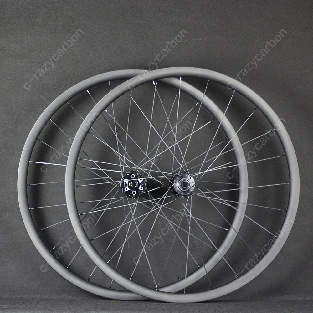 Moutain Bicycle Carbon Wheelset XC Hookless Carbon MTB Rim Clincher Tubeless Compatible 29ER With Powerway M42 Shimano 11s/12s
Moutain Bicycle Carbon Wheelset XC Hookless Carbon MTB Rim Clincher Tubeless Compatible 29ER With Powerway M42 Shimano 11s/12s