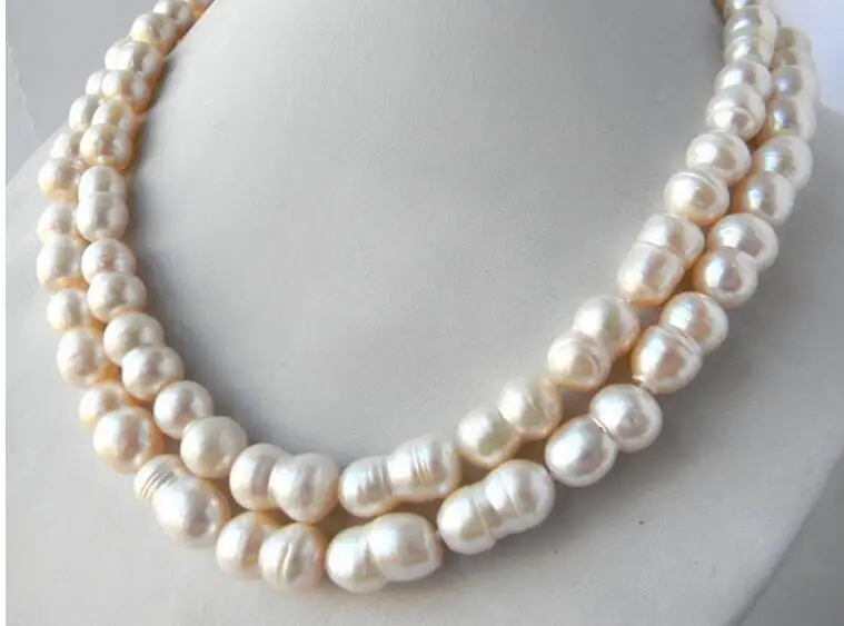 One Strands Real Pearl 10-12mm Bright White Pearl peanut Gourd shape Natural Freshwater Pearl loose beads 35cm / 15inch
One Strands Real Pearl 10-12mm Bright White Pearl peanut Gourd shape Natural Freshwater Pearl loose beads 35cm / 15inch