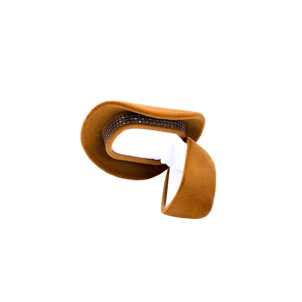 1 Pcs Creative Design Cowboy Hat Shape Velvet Rings Boxes Fashion Brown Jewelry Display Jewelry Packaging Storage Case
1 Pcs Creative Design Cowboy Hat Shape Velvet Rings Boxes Fashion Brown Jewelry Display Jewelry Packaging Storage Case