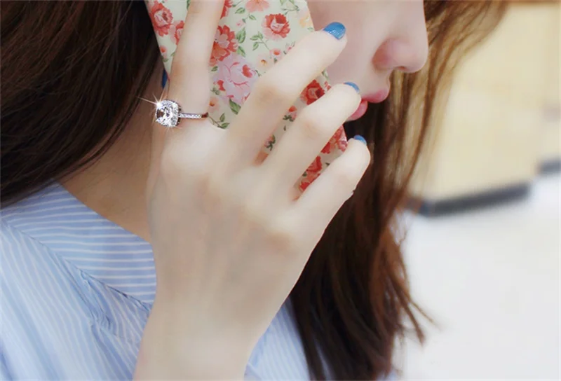 Valentine's Day Gift 925 Sterling Silver Ring Square Cubic Zirconia Ring Original Wedding Jewelry
Valentine's Day Gift 925 Sterling Silver Ring Square Cubic Zirconia Ring Original Wedding Jewelry