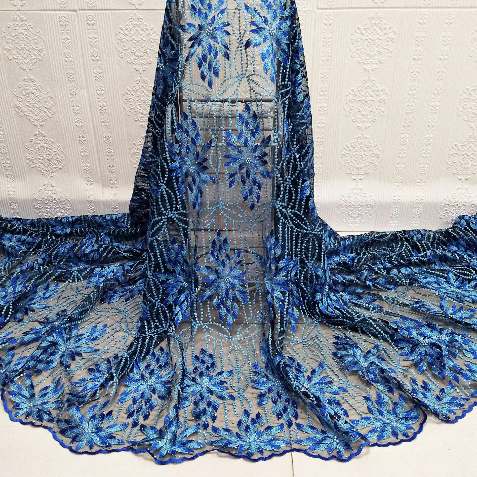 2019 new french lace wholesale african lace fabrics many colors cheap price for fashion women to wedding and party
2019 new french lace wholesale african lace fabrics many colors cheap price for fashion women to wedding and party