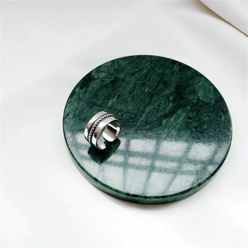 Flyleaf 925 Sterling Silver Rings For Women Wide Face Vintage Geometric High Quality Simple Fashion Jewelry Open Ring Femme
Flyleaf 925 Sterling Silver Rings For Women Wide Face Vintage Geometric High Quality Simple Fashion Jewelry Open Ring Femme