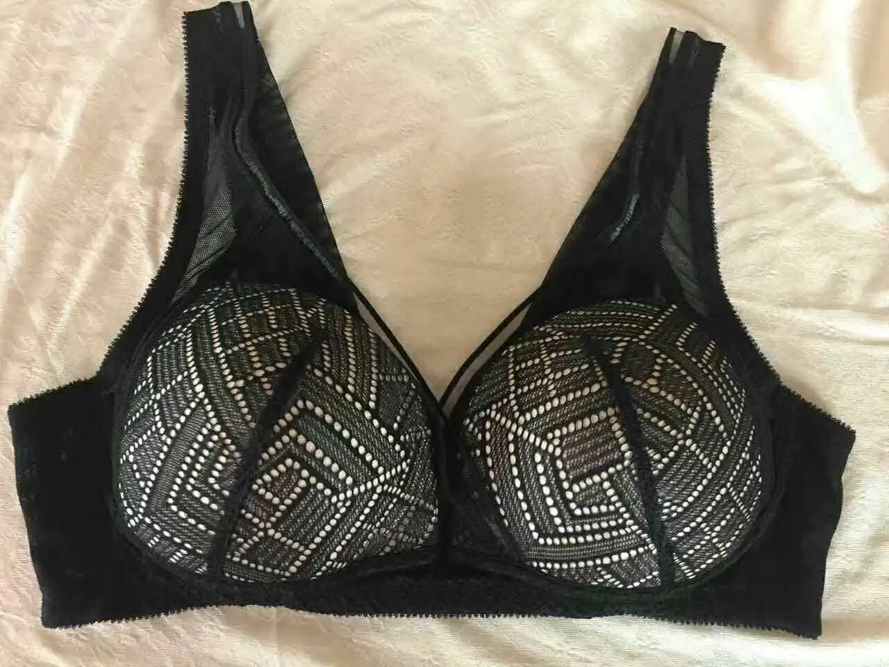 Lace Push Up Bra Women Wire Free Bralette Underwear Plus Size 75-90 A B C Cup Brassier Woman Clothes
Lace Push Up Bra Women Wire Free Bralette Underwear Plus Size 75-90 A B C Cup Brassier Woman Clothes