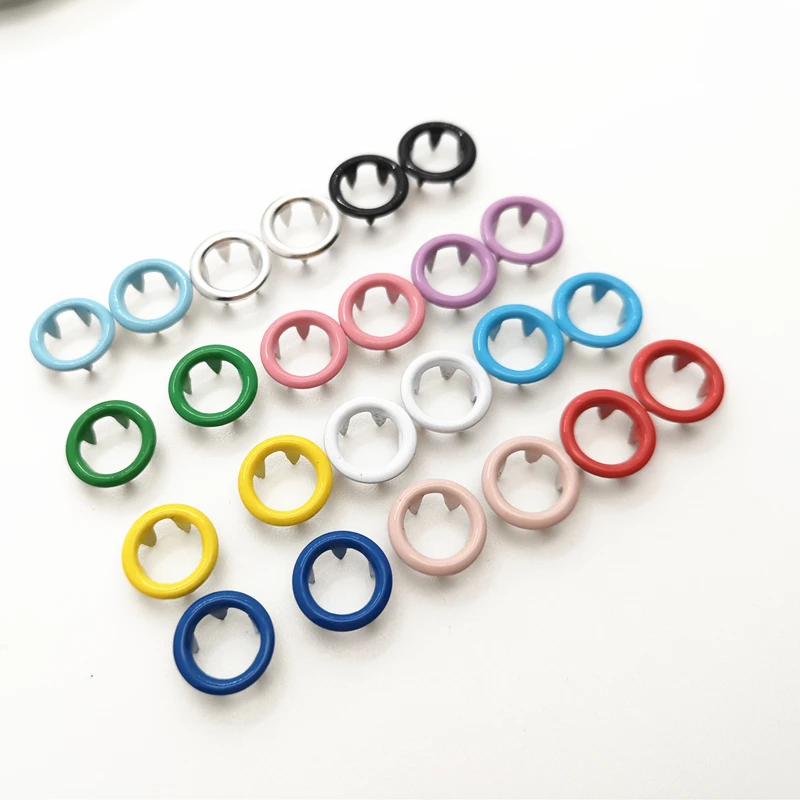Wholesale 1000 Sets 9.5mm 12 Colors Metal Prong Ring Buttons Press Studs Sewing Craft Fastener Snap Pliers Craft Tool Buttons
Wholesale 1000 Sets 9.5mm 12 Colors Metal Prong Ring Buttons Press Studs Sewing Craft Fastener Snap Pliers Craft Tool Buttons