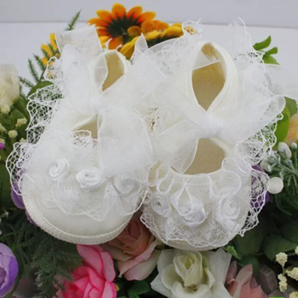 Newborn Baby Girl Todder Girl Princess Shoes Rose Flowers Ribbon bow First Walkers shoes
Newborn Baby Girl Todder Girl Princess Shoes Rose Flowers Ribbon bow First Walkers shoes