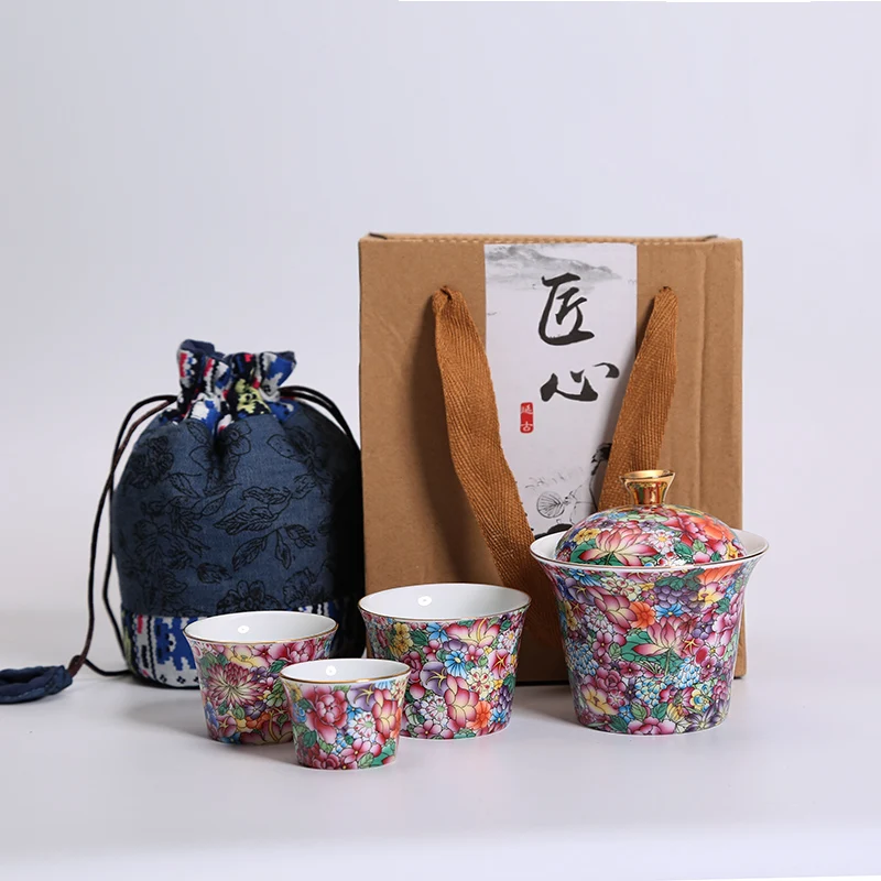 4PCS/Lot Kit with Travel Bag Jingdezhen Enamel Color Flower Ceramic Porcelain Tea Cup Cover Bowl Creative Teacup for Art Gifts
4PCS/Lot Kit with Travel Bag Jingdezhen Enamel Color Flower Ceramic Porcelain Tea Cup Cover Bowl Creative Teacup for Art Gifts