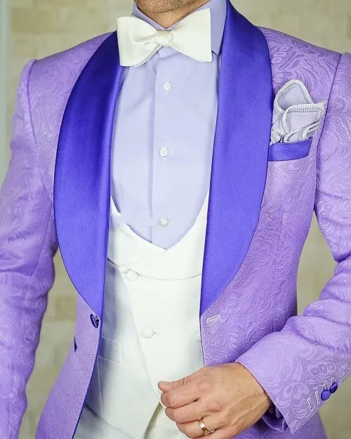 One Button Light Purple Paisley Groom Tuxedos Shawl Lapel Groomsmen Mens Wedding Prom Suits (Jacket+Pants+Vest+Tie) NO:230
One Button Light Purple Paisley Groom Tuxedos Shawl Lapel Groomsmen Mens Wedding Prom Suits (Jacket+Pants+Vest+Tie) NO:230