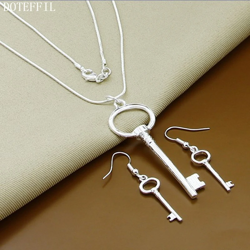 DOTEFFIL 925 Sterling Silver 18 Inches Chain Round Key Necklace Earring Set For Woman Wedding Engagement Charm Jewelry
DOTEFFIL 925 Sterling Silver 18 Inches Chain Round Key Necklace Earring Set For Woman Wedding Engagement Charm Jewelry