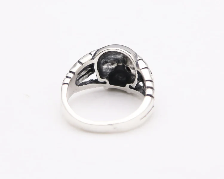 Solid Silver 925 Punk Skull Mens Ring With A CZ Red Stone Antique 925 Sterling Silver Mens Jewelry Cool Rock Star Style Bijoux
Solid Silver 925 Punk Skull Mens Ring With A CZ Red Stone Antique 925 Sterling Silver Mens Jewelry Cool Rock Star Style Bijoux