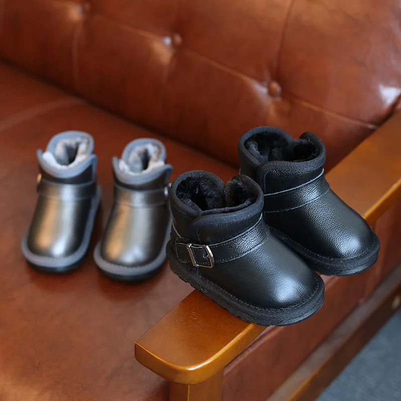 Children's Snow Boots Boy Girl Genuine Leather Boots Warm Cotton Boots Kids Winter Shoes
Children's Snow Boots Boy Girl Genuine Leather Boots Warm Cotton Boots Kids Winter Shoes
