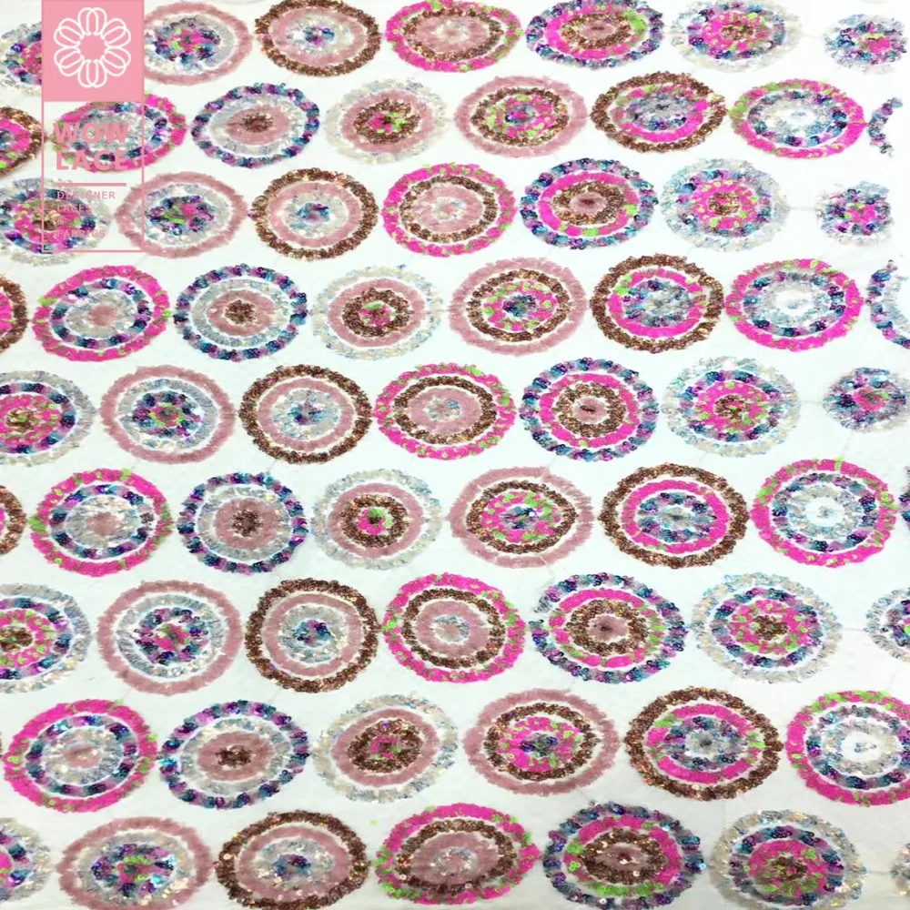 Nigerian Sequins Net Lace Fabric New Fashion 2019 Sequined Embroidered Laces For African Women Dress Voile Mesh Lace Material
Nigerian Sequins Net Lace Fabric New Fashion 2019 Sequined Embroidered Laces For African Women Dress Voile Mesh Lace Material