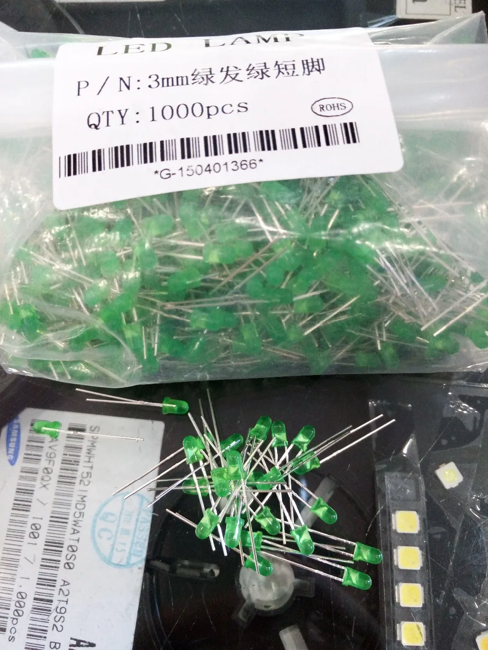 1000pcs/lot 3mm Green LED light emitting diode / F3 LED Green Colour F3mm LED Green DIP Free shipping
1000pcs/lot 3mm Green LED light emitting diode / F3 LED Green Colour F3mm LED Green DIP Free shipping