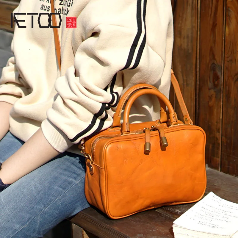 

AETOO British retro handmade cowhide leather shoulder portable diagonal bag casual compact box type bag ladies and women models