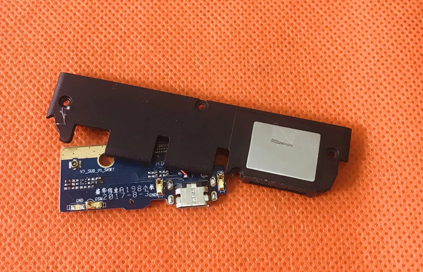 Used Original USB Plug Charge Board+loud speaker For KEECOO P11 MTK6737 Quad Core Free Shipping
Used Original USB Plug Charge Board+loud speaker For KEECOO P11 MTK6737 Quad Core Free Shipping