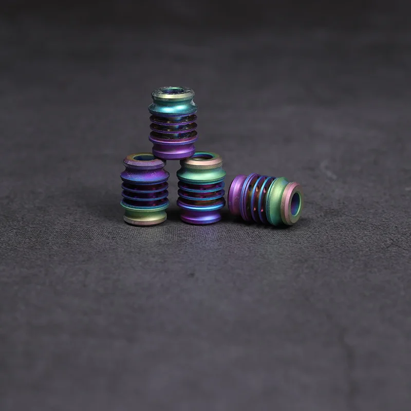 2019 New EDC Pocket Tool Titanium Alloy Knife Beads V Section 6 Helium Pipe Pendant Self-illumination 15 Years Rainbow Version
2019 New EDC Pocket Tool Titanium Alloy Knife Beads V Section 6 Helium Pipe Pendant Self-illumination 15 Years Rainbow Version