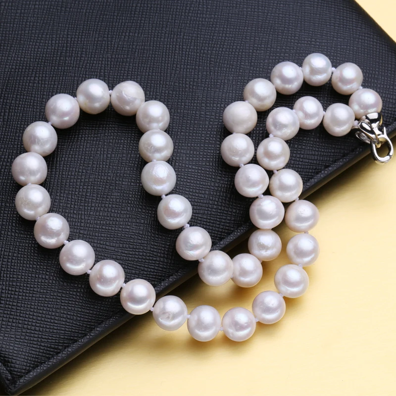 MINTHA Pearl Jewelry,natural pearl necklace 9-11mm, Nearly round pearl necklace for women CLASSIC Necklace choker necklace
MINTHA Pearl Jewelry,natural pearl necklace 9-11mm, Nearly round pearl necklace for women CLASSIC Necklace choker necklace