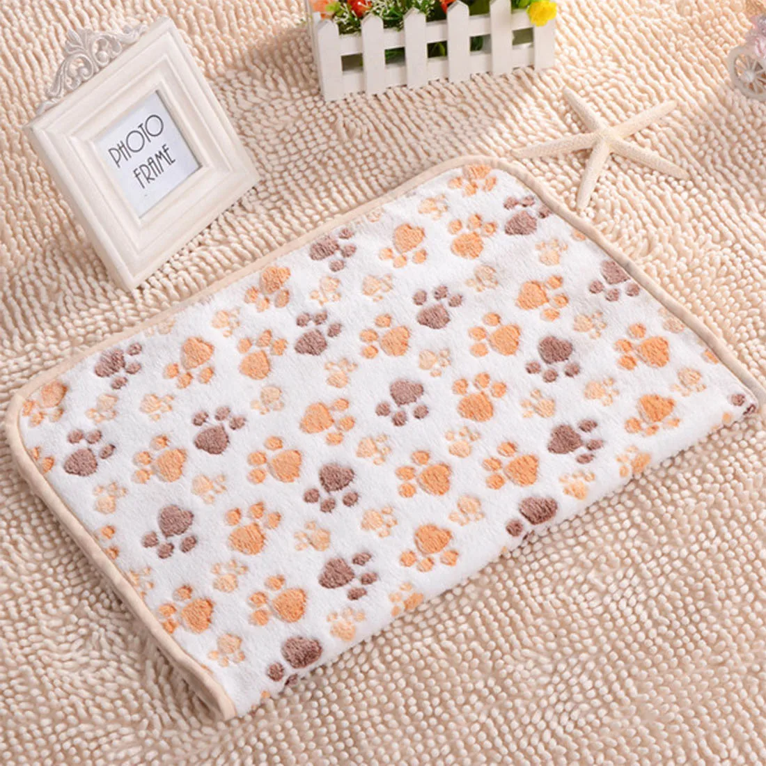 Pet Products 40*60cm Dog Blankets In Winter Warm Dog Mat For Puppy/Cat/Kitten Soft Bed For Dogs Puppies Bed Mat For Animal
Pet Products 40*60cm Dog Blankets In Winter Warm Dog Mat For Puppy/Cat/Kitten Soft Bed For Dogs Puppies Bed Mat For Animal
