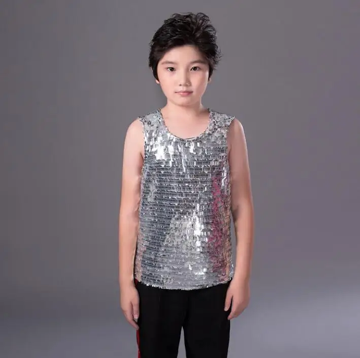 2020 summer style personality slim male Sequins vest men child punk rock costumes hombre chalecos singer dance stage star style
2020 summer style personality slim male Sequins vest men child punk rock costumes hombre chalecos singer dance stage star style