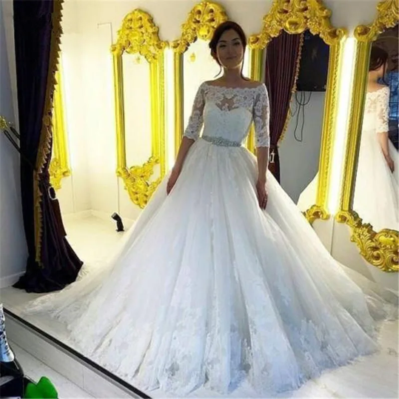 Half Sleeves Boat Neck White Ivory Tulle Lace Wedding Dress ball gown beading Vestidos De Novia Floor Length Women Bridal Gown
Half Sleeves Boat Neck White Ivory Tulle Lace Wedding Dress ball gown beading Vestidos De Novia Floor Length Women Bridal Gown
