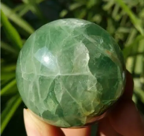 high quality 100% natural green fluorite quartz crystal ball healing as gift
high quality 100% natural green fluorite quartz crystal ball healing as gift