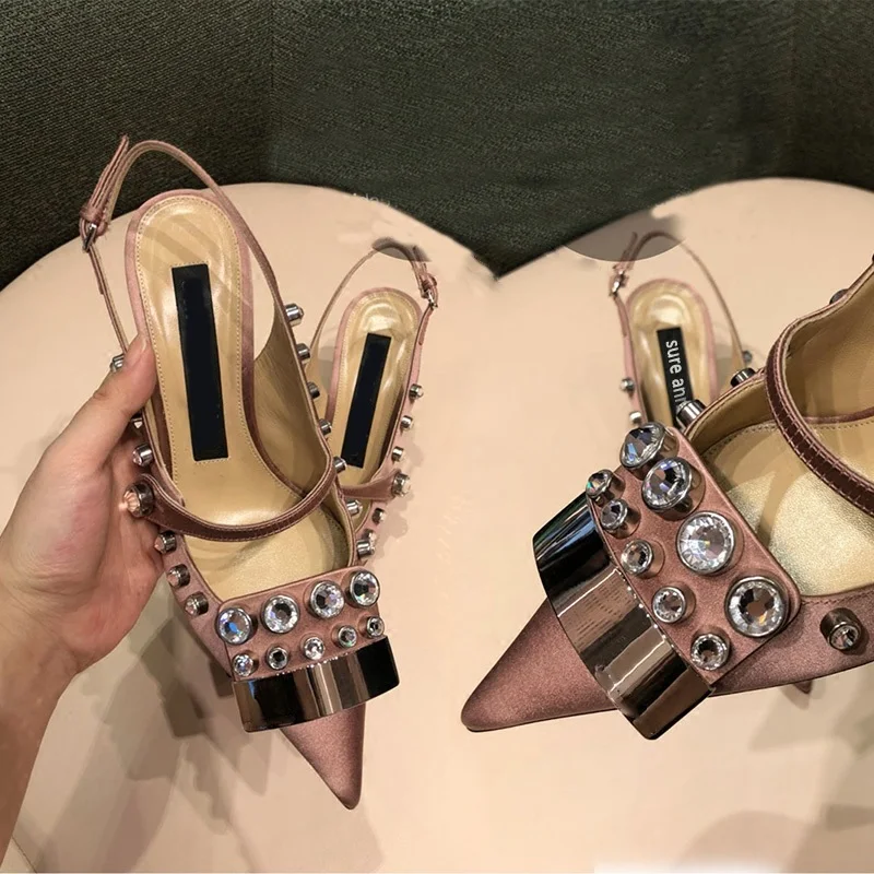 women sandal new release silk crystal thin high heel 5-8 cm pumps shoe lady pointed toe metal decoratation close toe single shoe
women sandal new release silk crystal thin high heel 5-8 cm pumps shoe lady pointed toe metal decoratation close toe single shoe