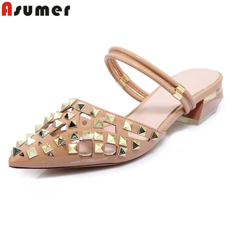 ASUMER 2020 New arrive genuine leather shoes women sandals pointed toe rivets square med heel sexy ladies dress wedding shoes
ASUMER 2020 New arrive genuine leather shoes women sandals pointed toe rivets square med heel sexy ladies dress wedding shoes