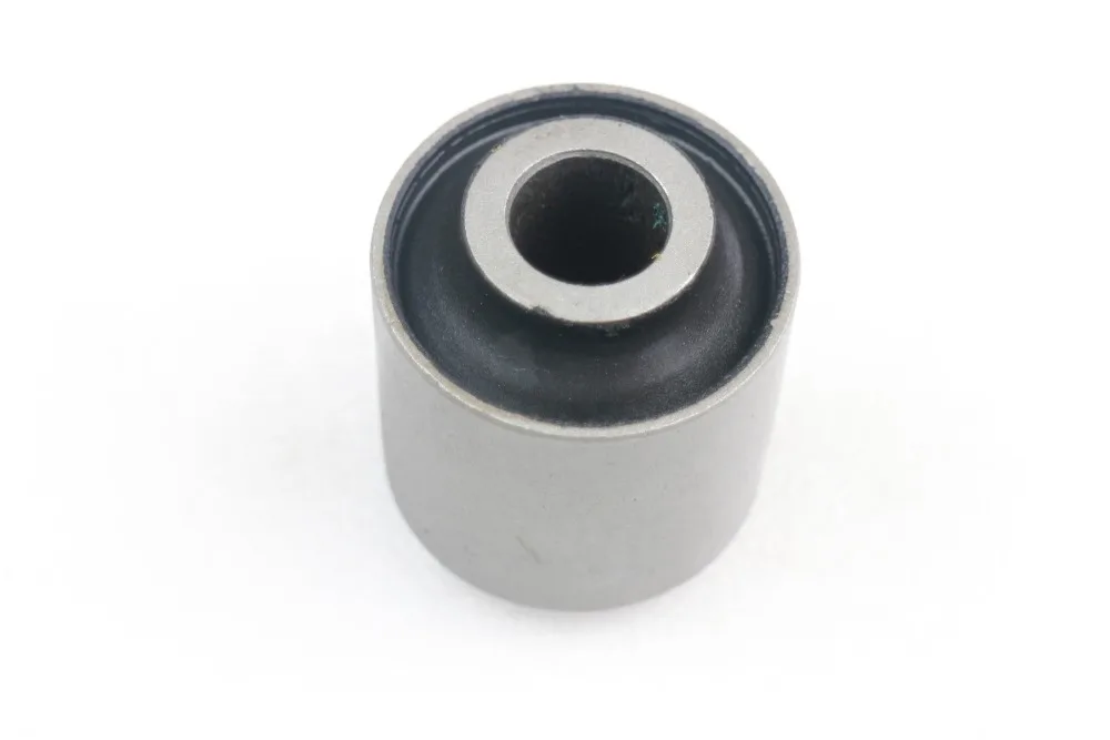 2 pieces Link bushing fit for TOYOTA LAND CRUISER 80 (_J8_)4.0 4.2 TD, 48702-60031 48702-60032
2 pieces Link bushing fit for TOYOTA LAND CRUISER 80 (_J8_)4.0 4.2 TD, 48702-60031 48702-60032