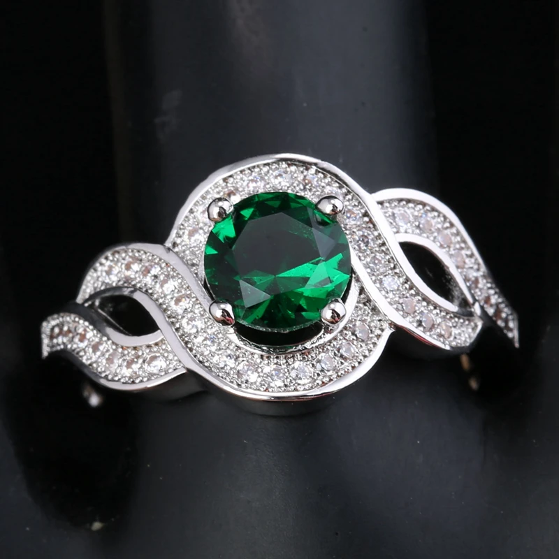 Luxurious Green Zircon Gems Silver Plated Argent Jewelrys Solitaire Ring US# Size 6 / 7 / 8 / 9 S1632
Luxurious Green Zircon Gems Silver Plated Argent Jewelrys Solitaire Ring US# Size 6 / 7 / 8 / 9 S1632