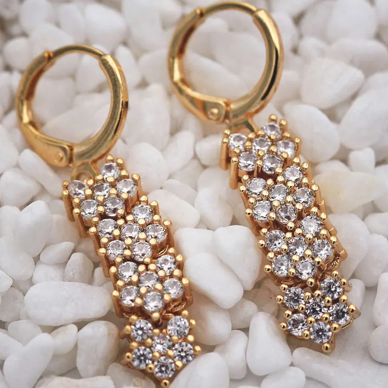 Elegant Luxury Dangle Earrings Women 2019 Fashion New Zircon Gold Earrings Bohemian Indian Jewelry OBS3703
Elegant Luxury Dangle Earrings Women 2019 Fashion New Zircon Gold Earrings Bohemian Indian Jewelry OBS3703
