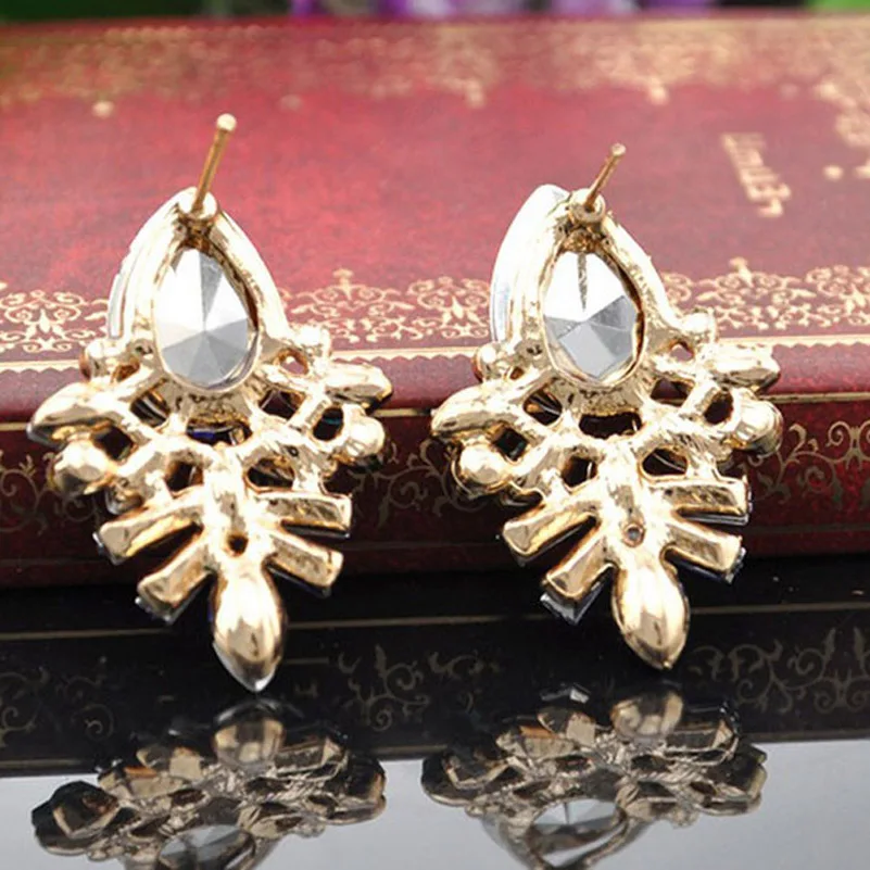 2017 Women Fashion Jewelry Style Blue Earrings Rhinestone Sweet Stud Handmade Crystal Earring For Women Wholesale 12 Pairs
2017 Women Fashion Jewelry Style Blue Earrings Rhinestone Sweet Stud Handmade Crystal Earring For Women Wholesale 12 Pairs