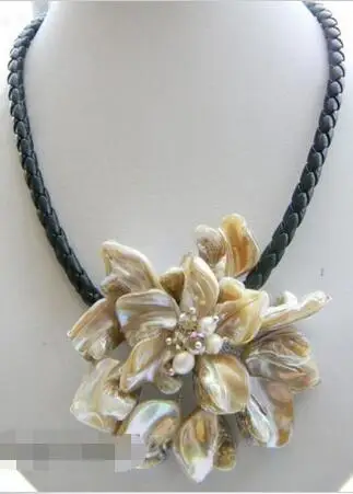 Free Shipping 18''70mm hand-made white Shell Flower Necklace