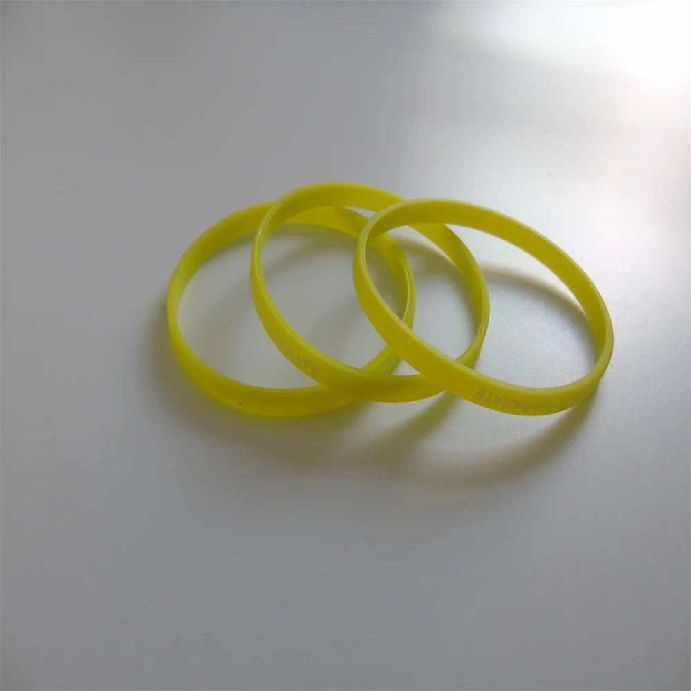 50pcs/Lot customized screen print 6mm Solid silicone wristband with personalized words for events P20050403
50pcs/Lot customized screen print 6mm Solid silicone wristband with personalized words for events P20050403