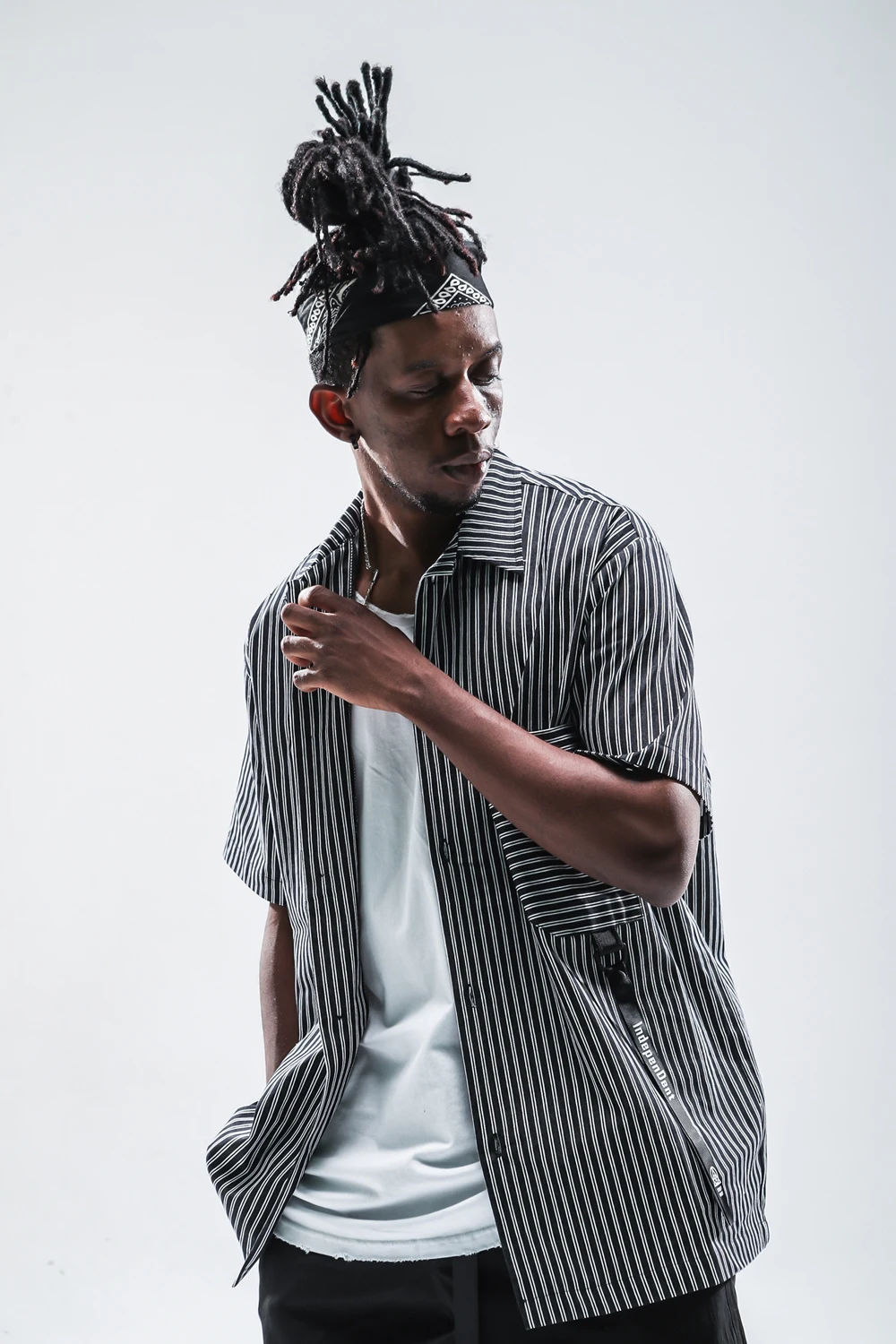 Vintage new design 2019 Summer Harajuku Short sleeve stripe Shirt oversized Loose Men shirt Cotton street wear Fashion shirts
Vintage new design 2019 Summer Harajuku Short sleeve stripe Shirt oversized Loose Men shirt Cotton street wear Fashion shirts