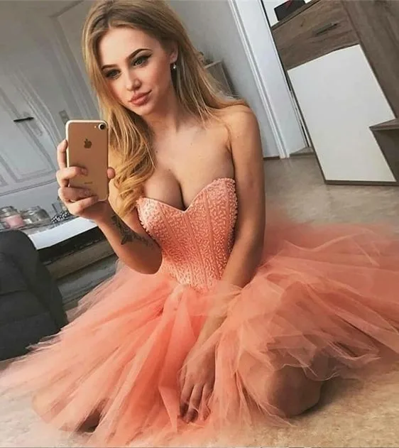 Coral Beaded Sweetheart Homecoming Dresses Sexy Party Dresses Tulle Dress Mini Prom Gown vestidos de graduacion
Coral Beaded Sweetheart Homecoming Dresses Sexy Party Dresses Tulle Dress Mini Prom Gown vestidos de graduacion